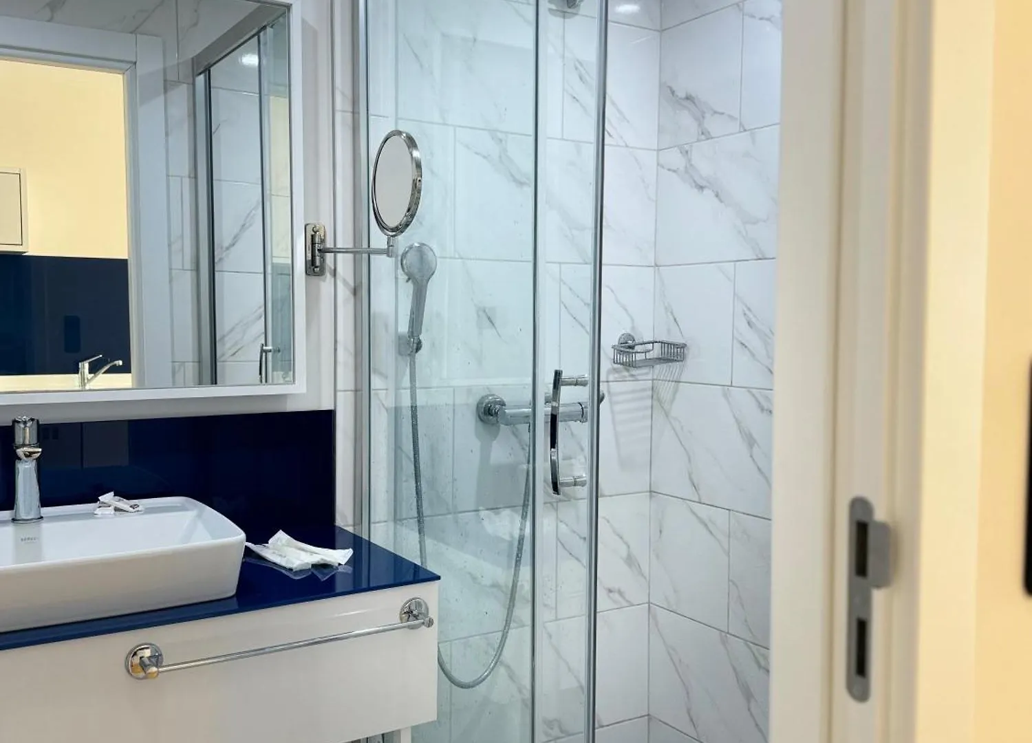Aparthotel In Orbi City Sea View Batumi 0*,  Georgia