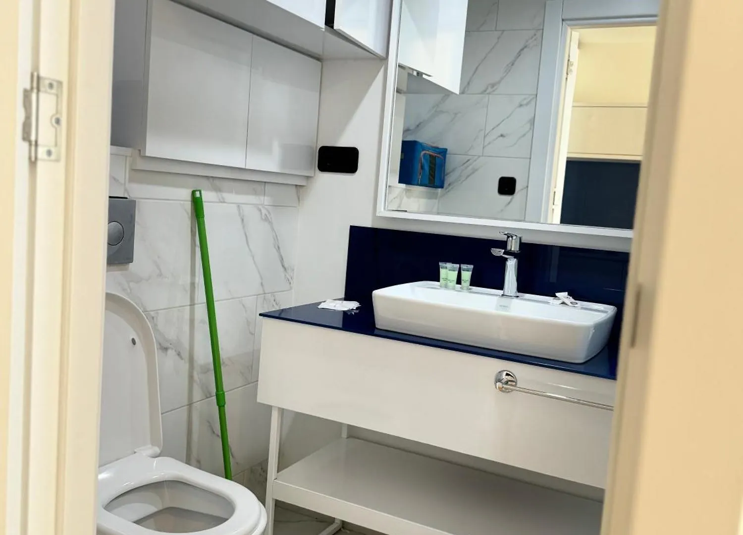 Aparthotel In Orbi City Sea View Batumi 0*,